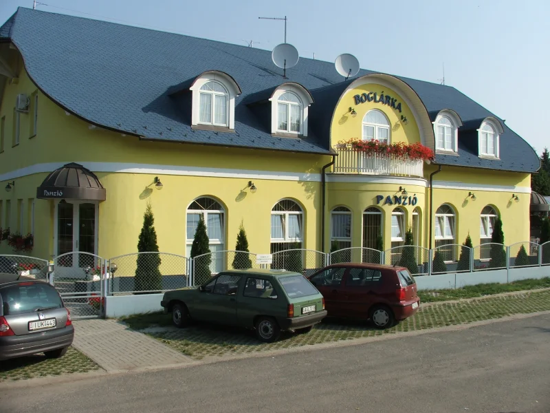 Boglárka Panzió-Étterem