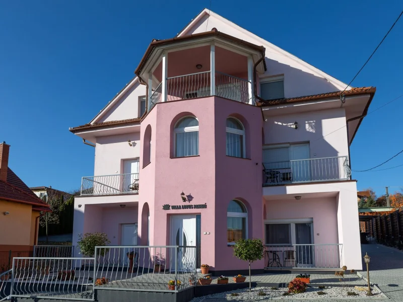 Villa Lotus Panzió