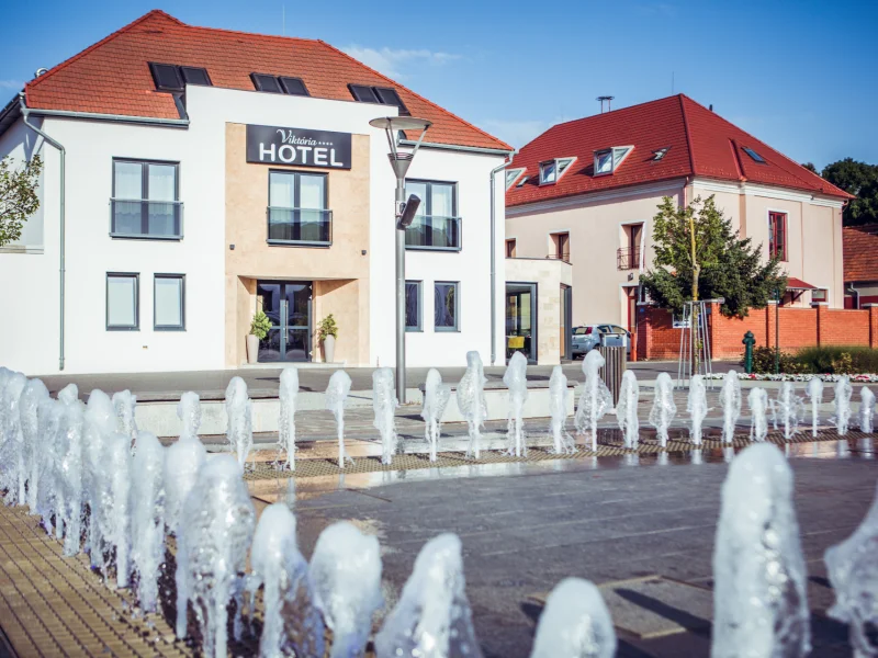Hotel Viktória — Pihenés Ajánlat