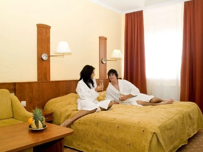 Belenus Thermalhotel — Belenusi Pihenés Félpanziós Ellátással